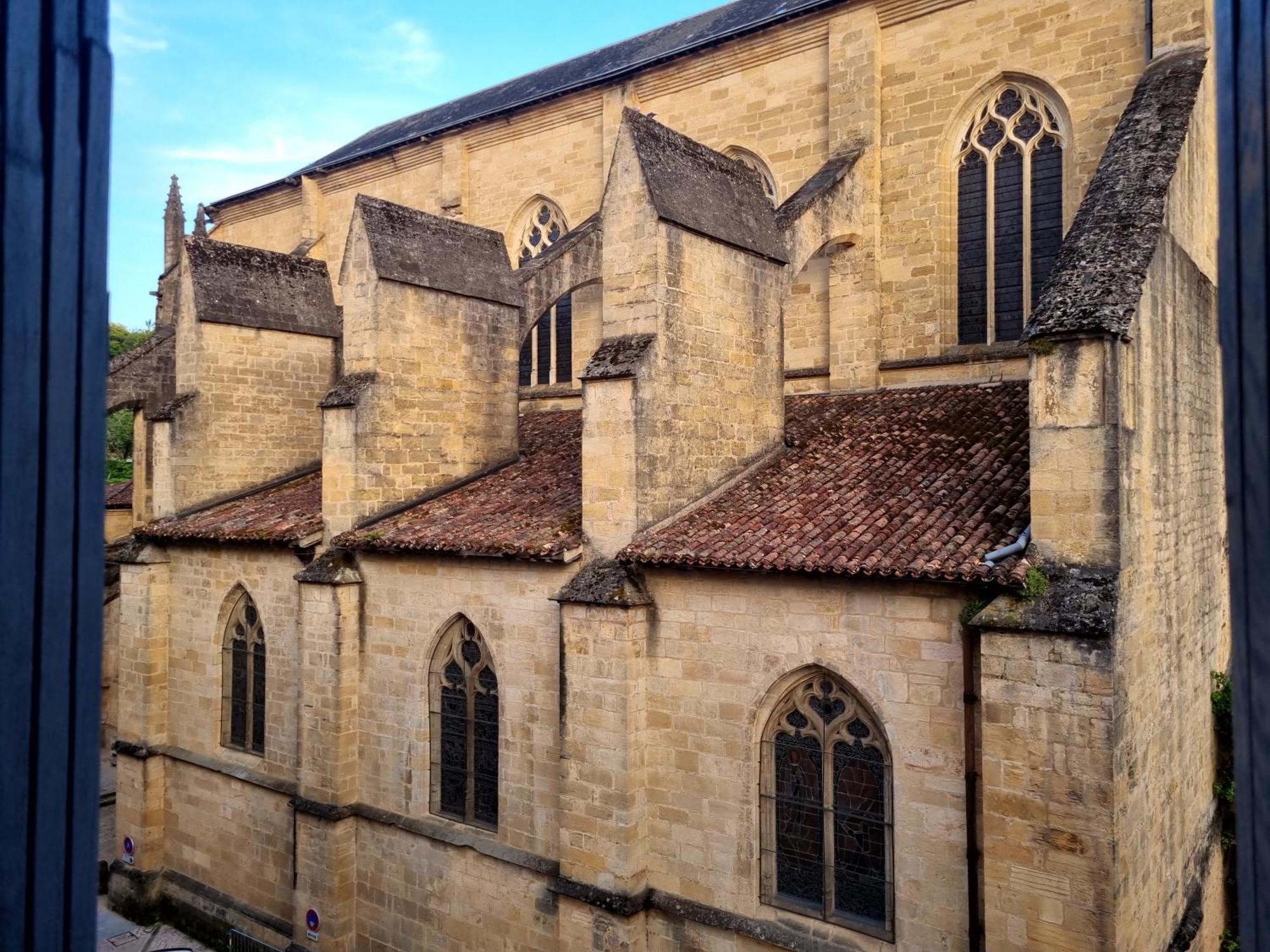 Appartement Avec Terrasse & Parking Sarlat Centre ภายนอก รูปภาพ